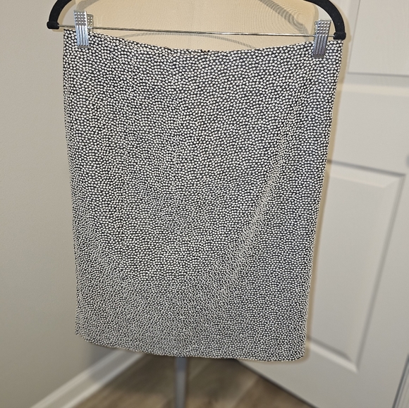 MM Lafleur New York Dresses & Skirts - M.M Lafleur New York Elegant Black and White Polka Dot Skirt 4